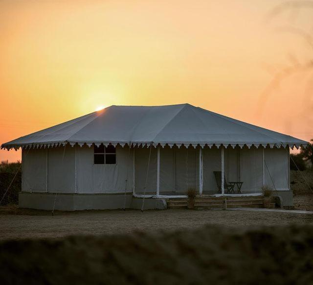 The Desert Royal Heritage Camp Jaisalmer Exterior foto